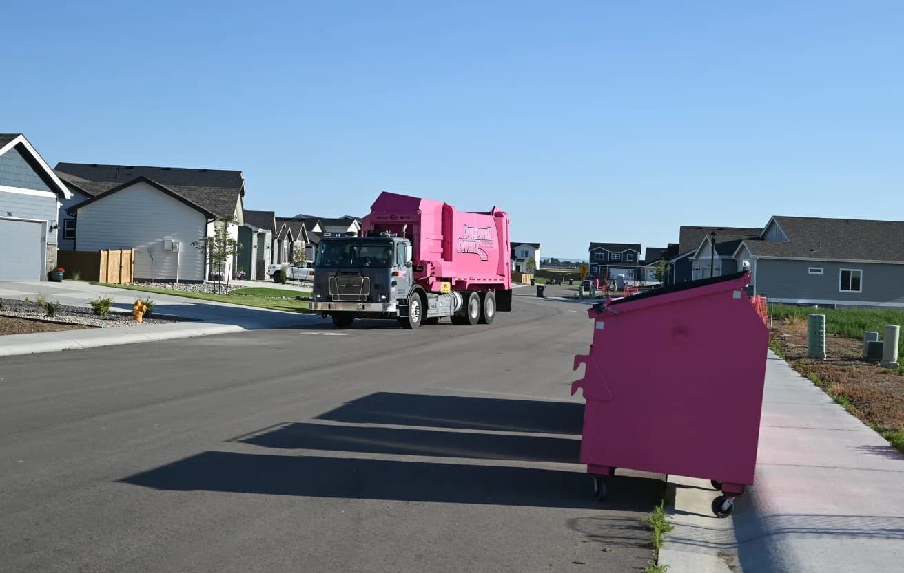 Dumpster Diverz truck in Fort Collins neighborhood